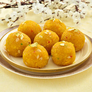 Ghee Laddoo