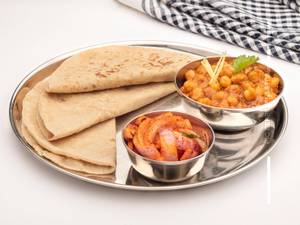 Roti With Chana Masala