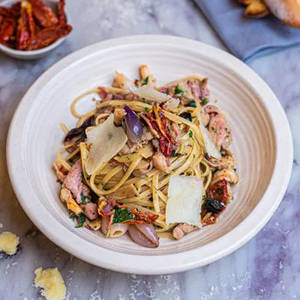 Meaty Aglio E Olio