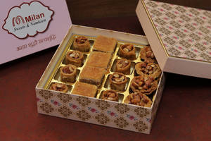 Bakalava Gift Pack (16 Pc)