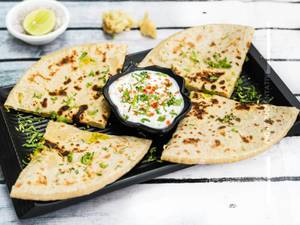Only Onion Paratha With Curd 