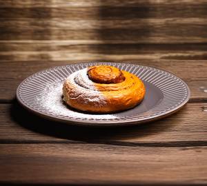 Cinnamon Roll