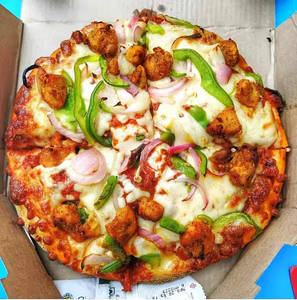Veggie Paradise Pizza