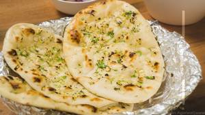 Garlic Naan [1 Piece] 