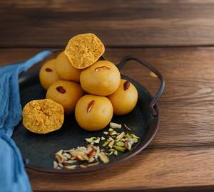 Besan Laddu