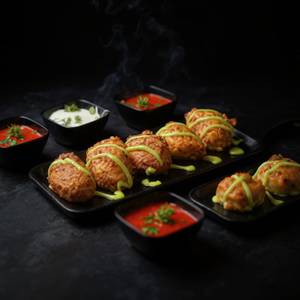 Veg Kurkure Cheese Momos (6Pcs)