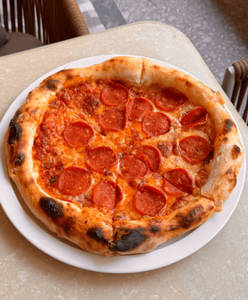 Classic Chicken Pepperoni Pizza ( 12 Inches )