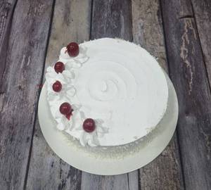 White Forest Cake (600G)