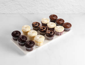 Assorted Cupcakes [5 Variation 15pcs] With Sleeve