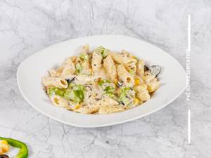 White Souce Pasta
