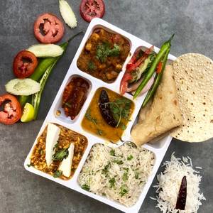 Punjabi Thali With Jambu (Swami Roti)