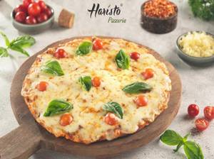 Classic Margherita Pizza