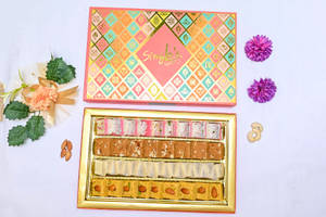 Khoya Premium Box