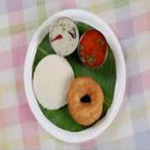 Single Idly + Single Wada [sambar]