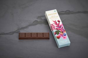 Medley Chocolate Bars Summer Berries