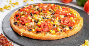 Golden Fresh Veggies Pizza