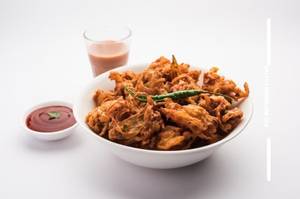 Onion pakoda