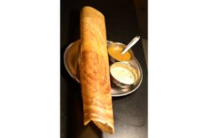 Butter masala dosa
