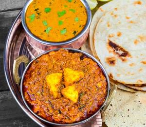 Kadai Paneer with 3 Roti