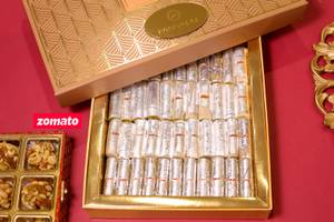 Kaju Kesar Roll