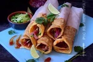 Chicken Roll With Onion Pakoda [4 Pieces]