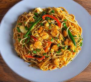 Mixed Chilly Garlic Noodles