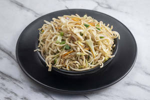 Veg Hakka Noodles