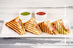 Cheese Chutney Grilled Sandwich [3 Pieces]