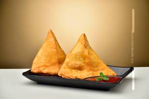 Samosa (1 Piece)