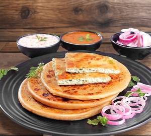 Paneer paratha [4 pcs]