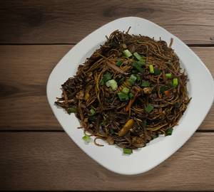 Pork Fumi-Mein ( Tengra Special Hakka Chow )