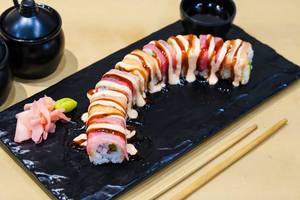 Nom Nom Signature Dragon Sushi Roll