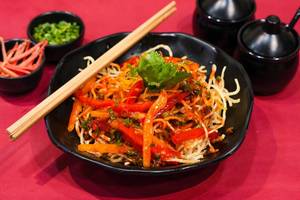 Crunchy Noodles Salad