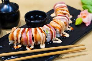Dragon Maki Sushi Roll