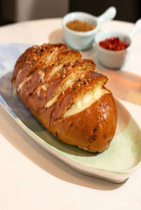 Tear And Share Garlic Bread