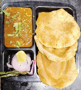 Chole Puri