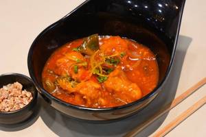 Diced Chicken Stir Fry in Choice of Sauce gravy