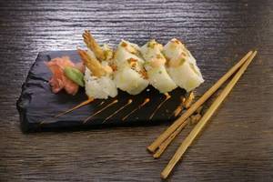 Ebi Tempura Maki Sushi Roll