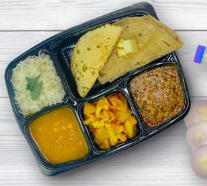 Veg Deluxe Thali