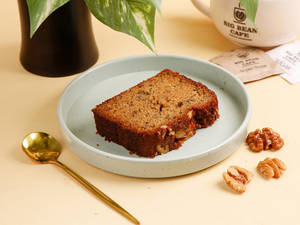 Banana & Walnut Cake