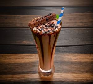 Monster Kitkat Shake