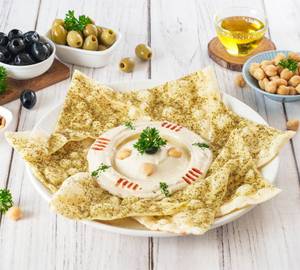 Hummus With Pita Triangles