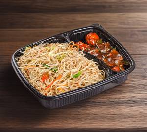 Veg Chowmein+Chicken Manchurian