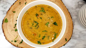Dal Lahori