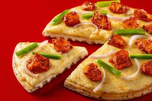 Double Cheese Chicken Tikka Medium Pizza.