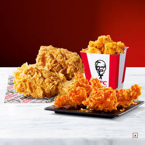 Crave Box - 2 Hc + 4 Boneless Wings + Med Popcorn