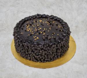 Choco Chips Cake