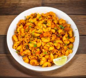 Macroni pasta