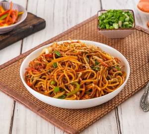 Wok Tossed Hakka Noodles