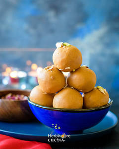 Besan Ladoo